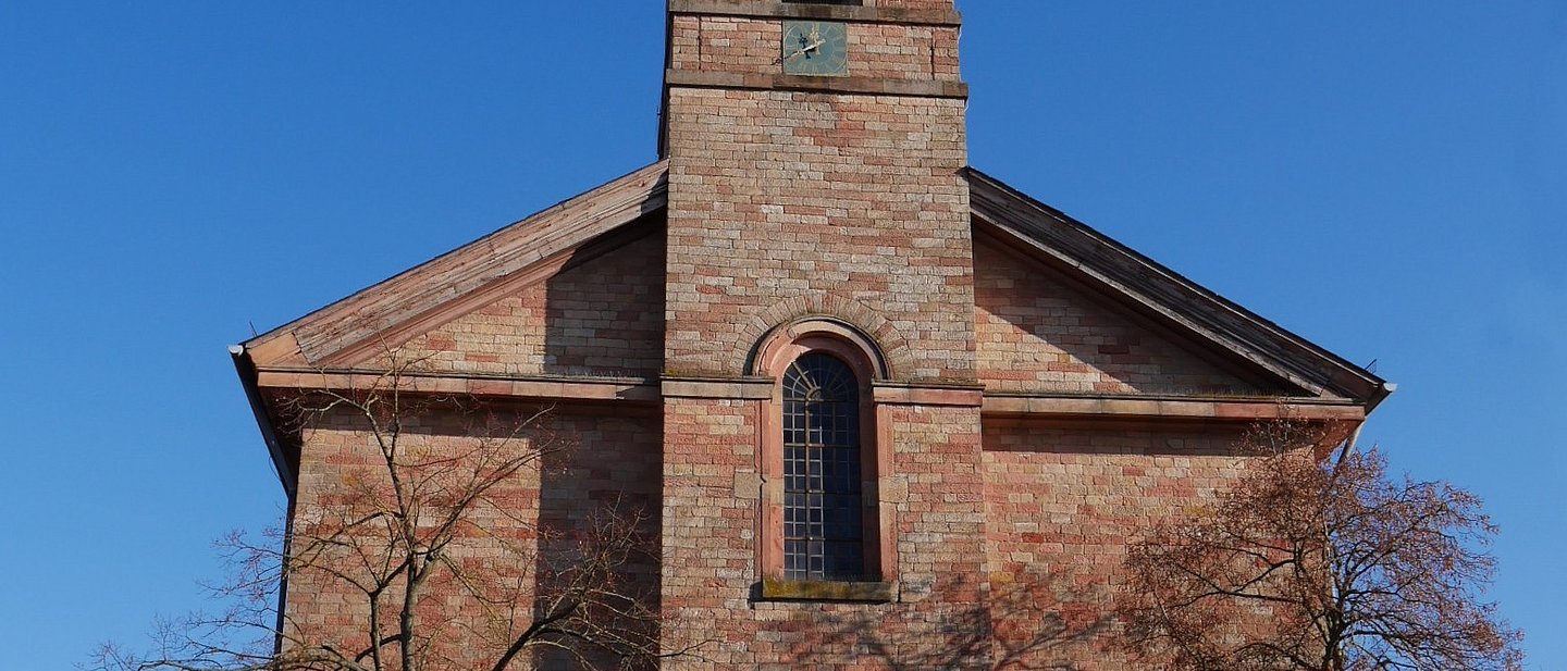 Bild der Kirche in Sickenhofen