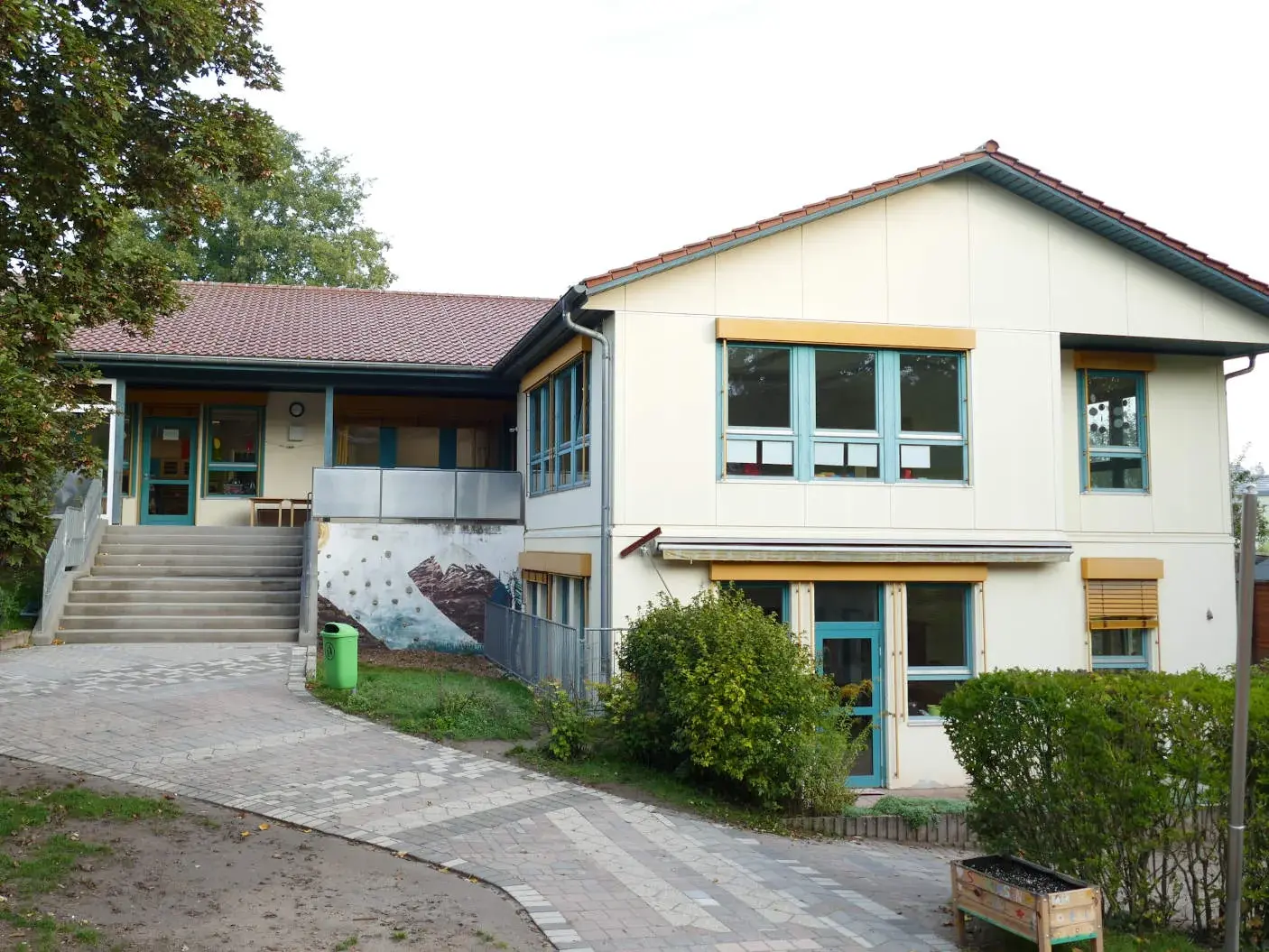 Kita Ober-Flörsheim, Gebäude