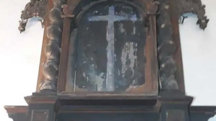 Die Texte und Fotos beruhen auf der "Besonderen Lernleistung - Geschichtsrezeption im digitalen Zeitalter: histocaching" als neue Form der Vergangenheitsbegegnung am Beispiel der Braubacher Barbarakirche." von Tobias Metz.