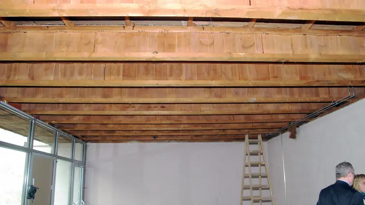 Deckenträger im Großen Saal