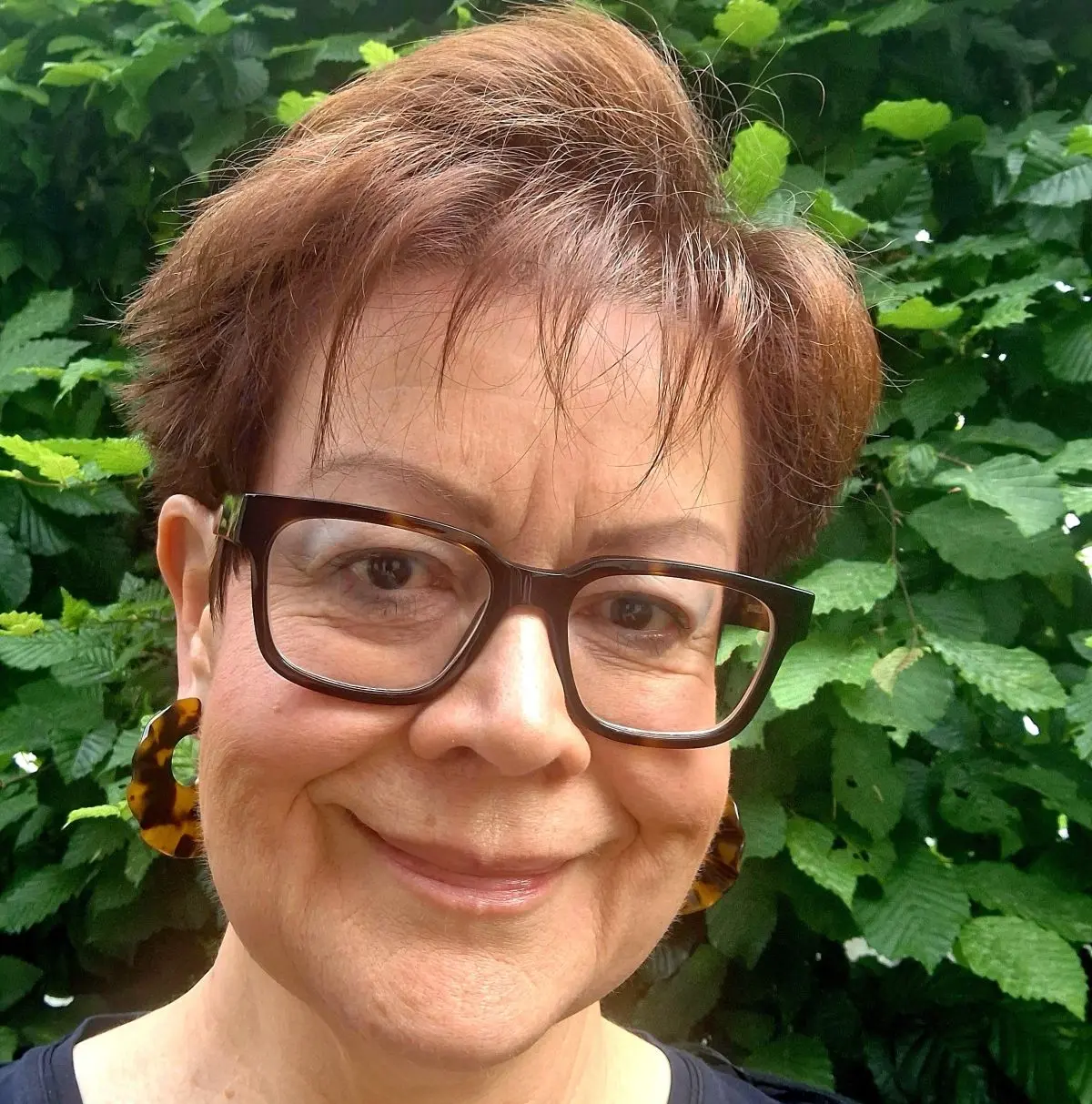 Porträt Pfarrerin Ellen Schneider-Oelkers