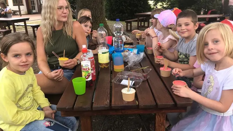 Bilder vom Ausflug der Maxikinder in den Tierpark Bell und der anschließend Abschlussfeier in der KiTa!