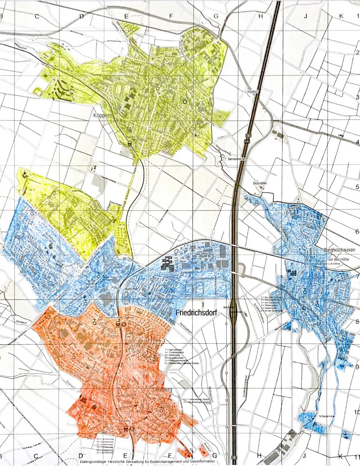 Stadtplan von Friedrichsdorf mit Einteilung von drei Seelsorgebezirken.