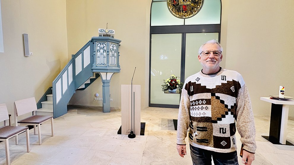 Pfarrer Esders-Winterberg in der Ober-Saulheimer Kirche