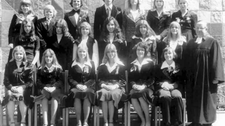 1975