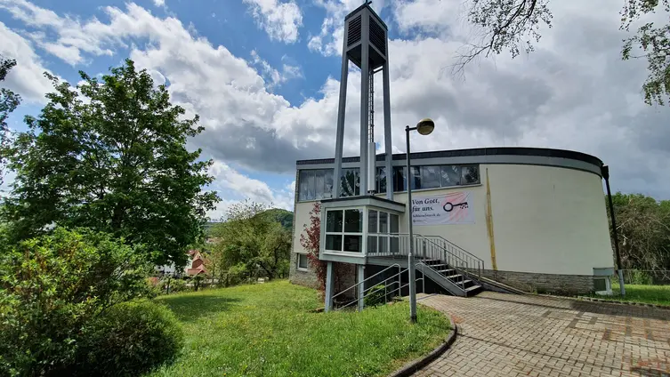 Christuskirche Odersbach Außenansicht