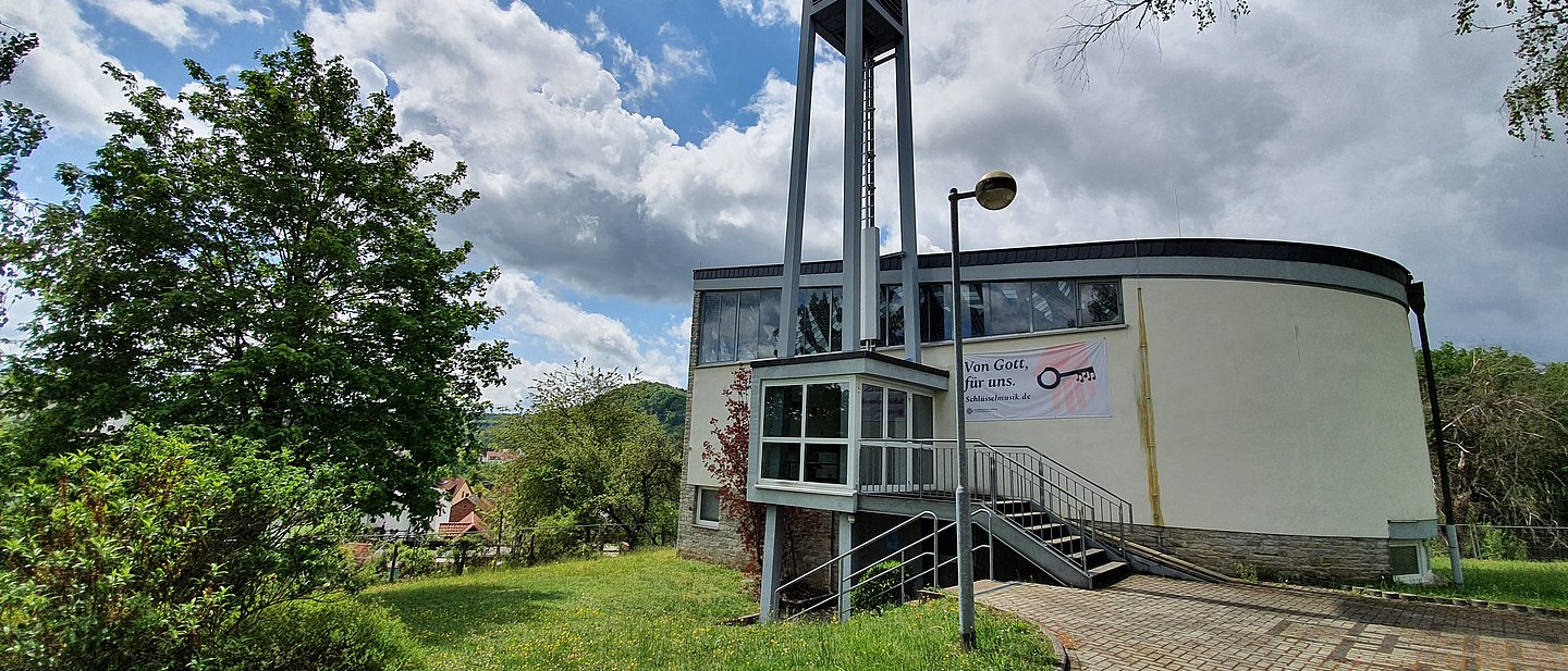 Christuskirche Odersbach Außenansicht