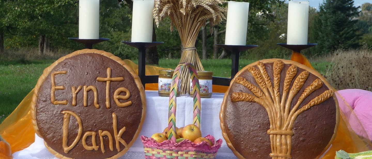 Erntedank-Gottesdienst in den Streuobstwiesen, Christuskirchengemeinde, Vilbel