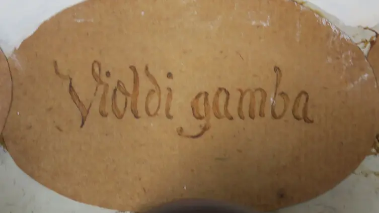 Manual - Violdi gamba 8' - Register mit dem Ziel, den Klang von Streichinstrumenten zu imitieren