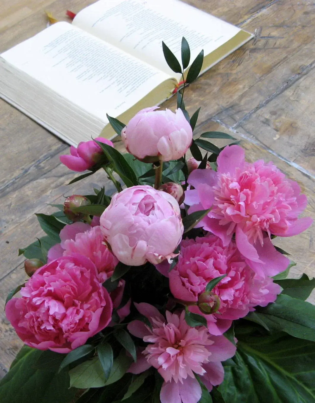 Blumen am Altar