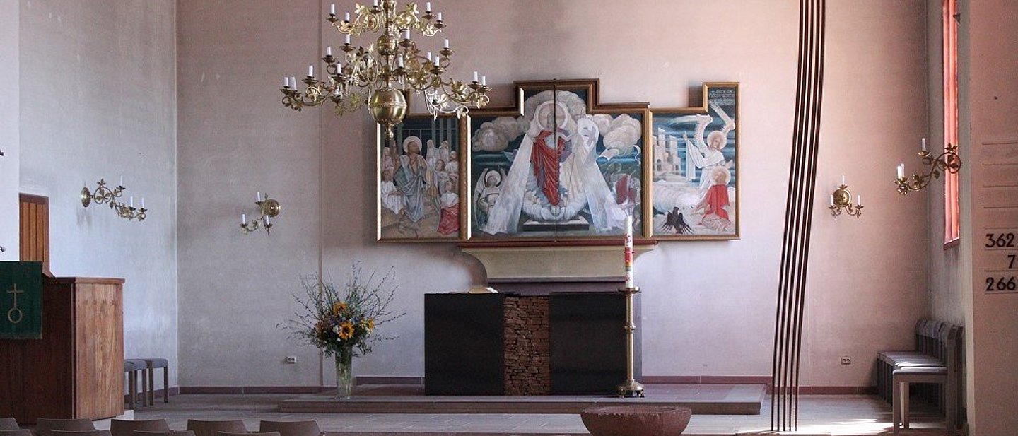 Kirchenraum, Ansicht zum Altar