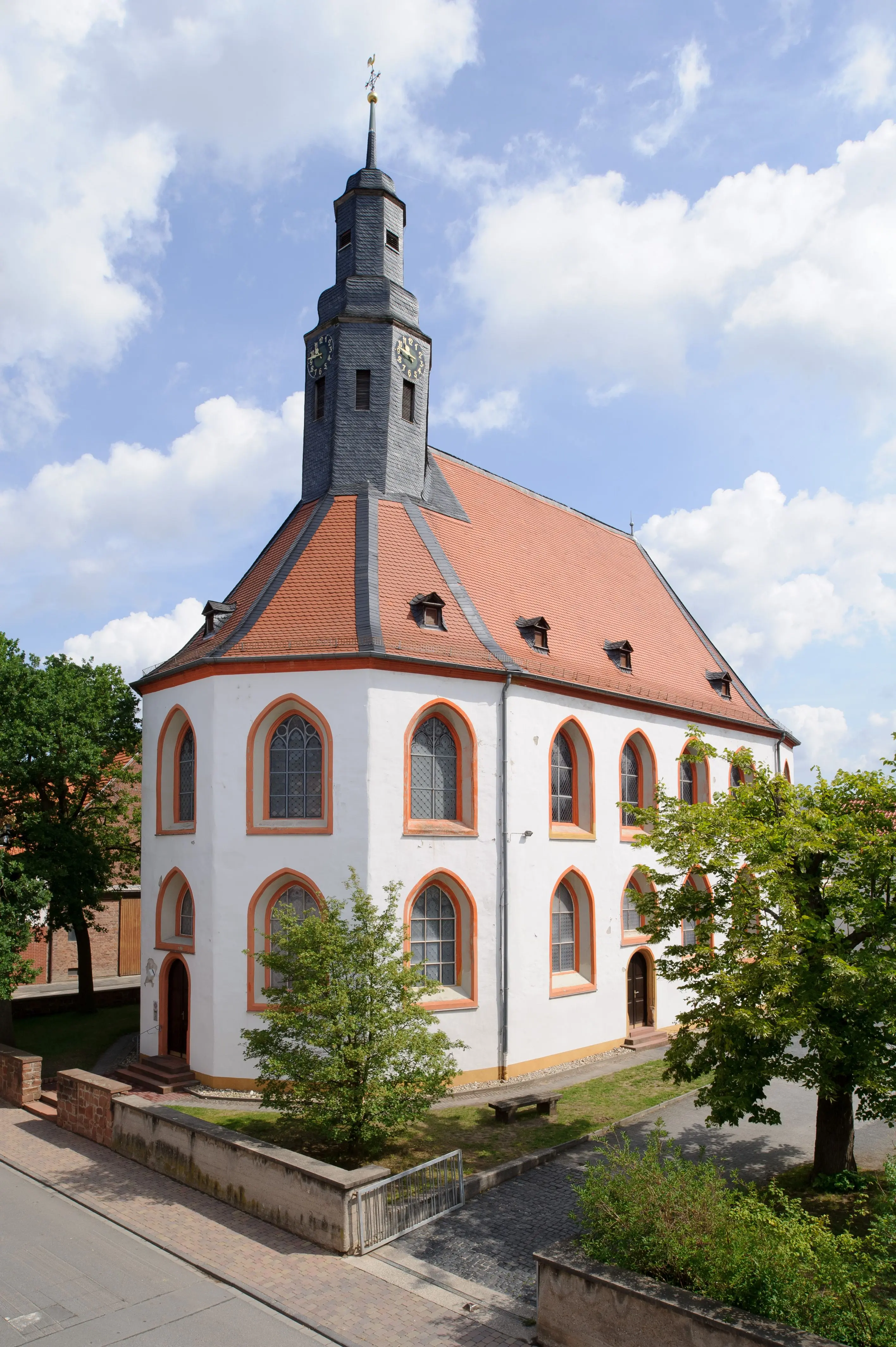 Bild der Kirche in Crumstadt