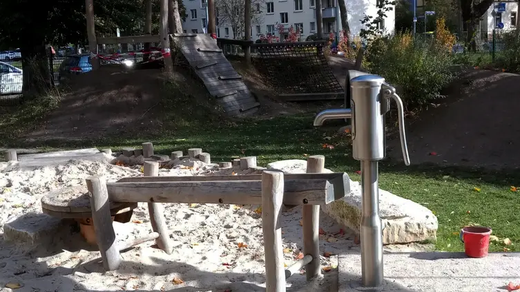Wasserspielgerät