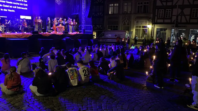 Taizé-Abendgebet Marktplatz Samstag