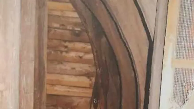 Die Texte und Fotos beruhen auf der "Besonderen Lernleistung - Geschichtsrezeption im digitalen Zeitalter: histocaching" als neue Form der Vergangenheitsbegegnung am Beispiel der Braubacher Barbarakirche." von Tobias Metz.