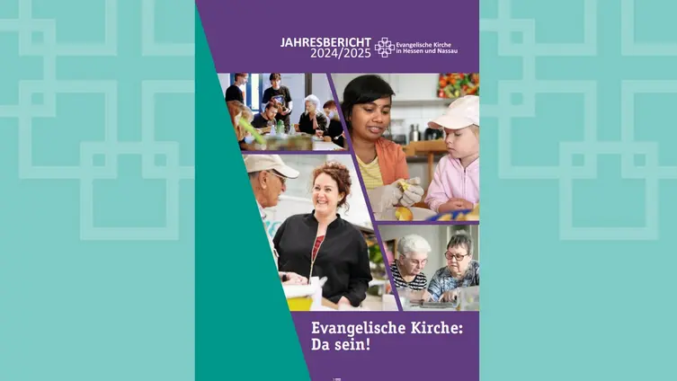 Das Foto zeigt das Titelblatt des Jahresberichts mit Grafik und mehreren Fotos von Personen