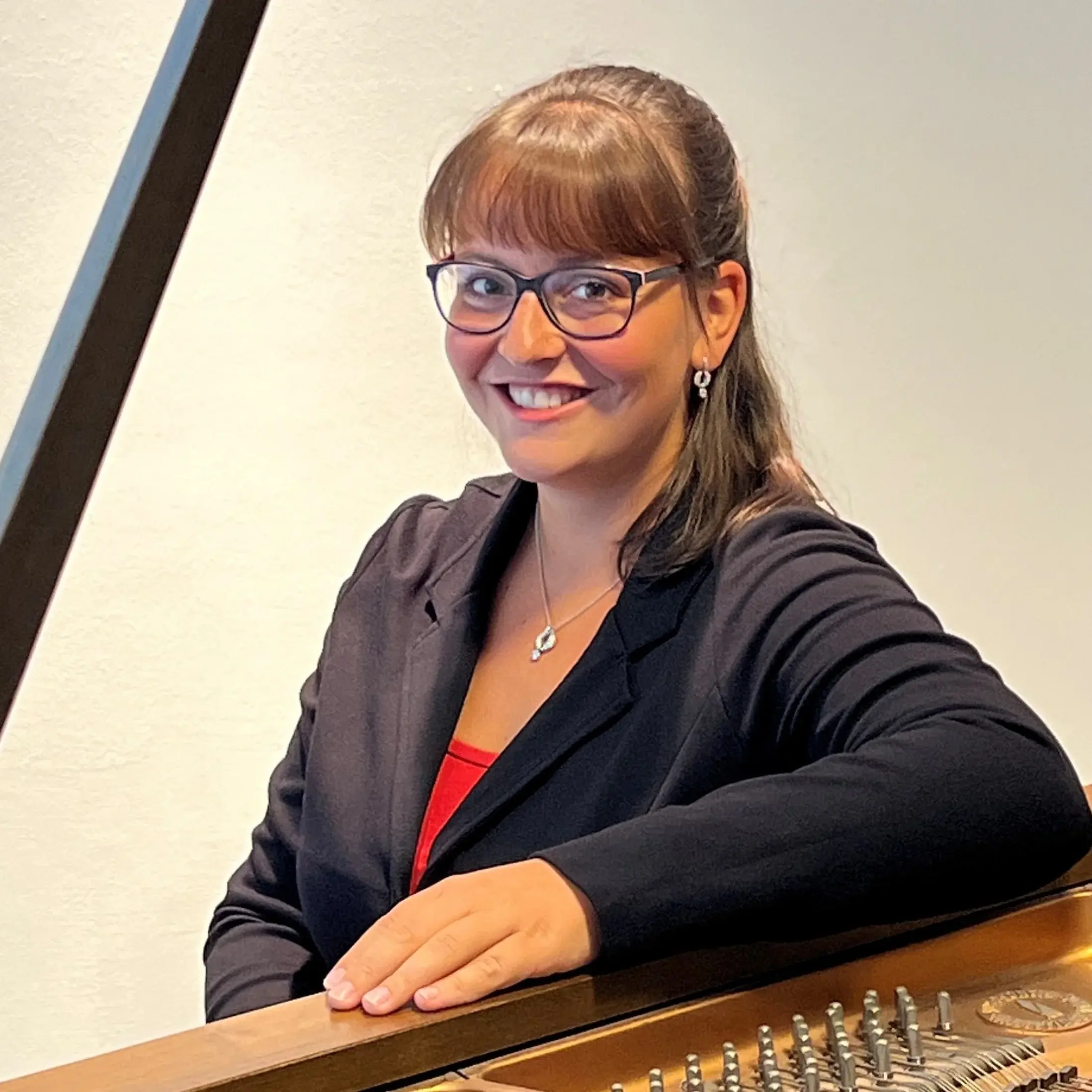 Carolin Raschke am Flügel