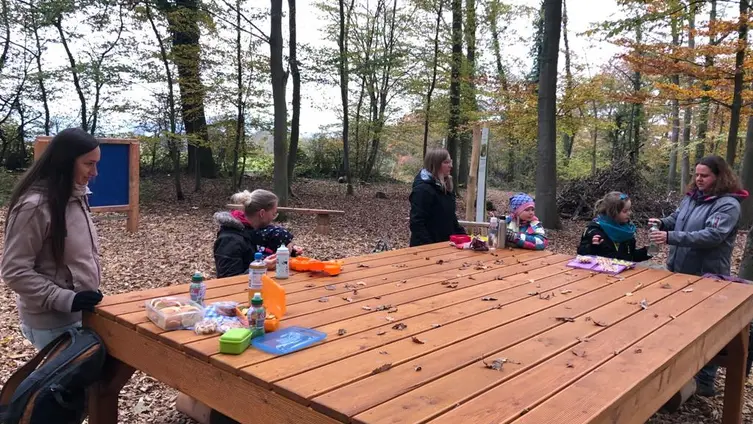 Picknick während des Familentages der KiTa.