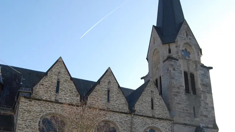 Das Foto zeigt die Markuskirche von der Kerkertserstrasse aus.