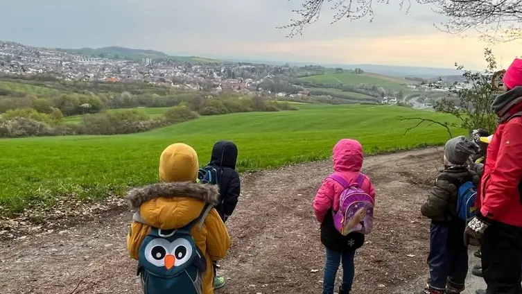KiTa-Kinder auf einem Ausflug