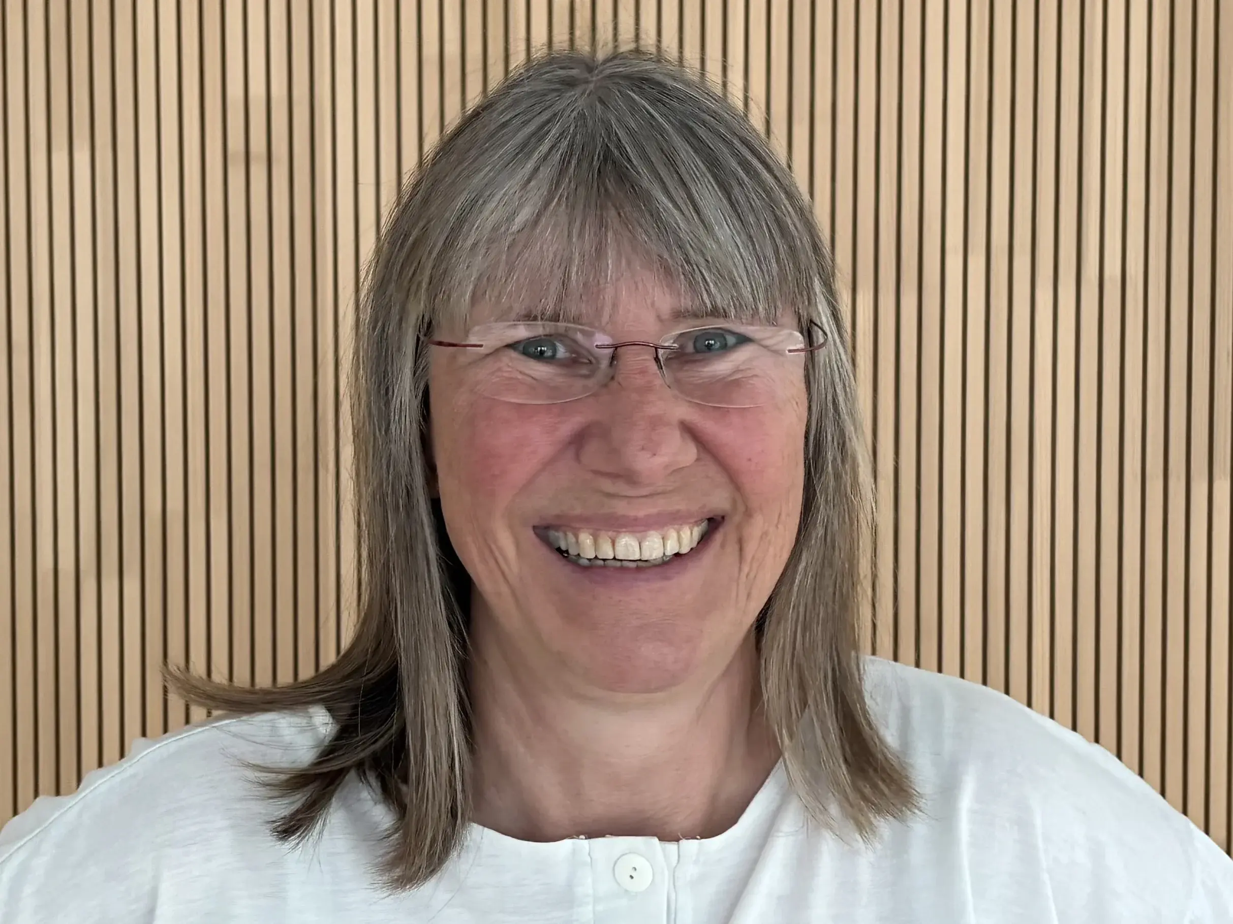 Porträt Pfarrerin Gundula Guist