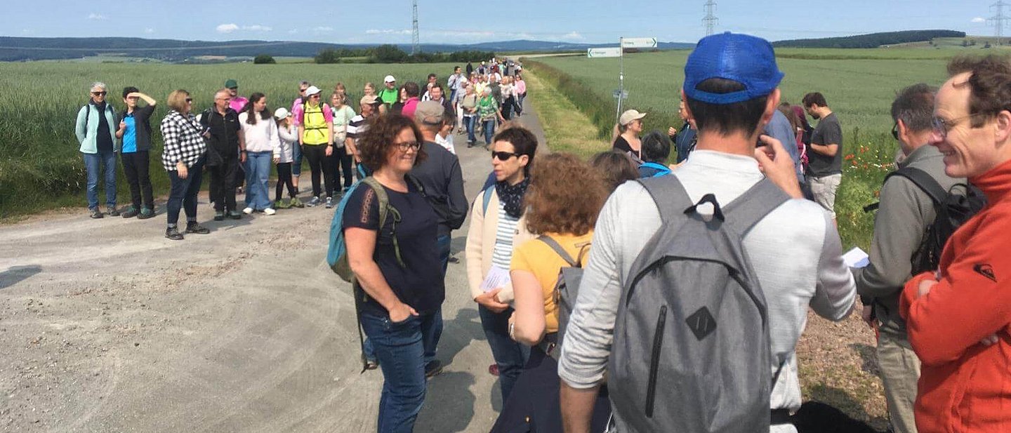 Wanderung zum gemeinsamen Gottesdienst am Römberg (Pfingstmontag 2025)