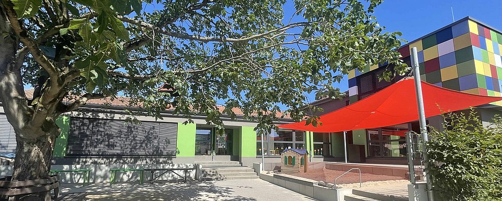 Außenansicht der evangelischen Kindertagesstätte Friedrichsdorf