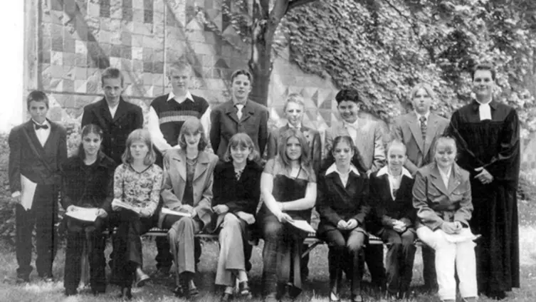 1999