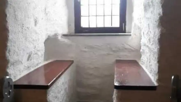 Die Texte und Fotos beruhen auf der "Besonderen Lernleistung - Geschichtsrezeption im digitalen Zeitalter: histocaching" als neue Form der Vergangenheitsbegegnung am Beispiel der Braubacher Barbarakirche." von Tobias Metz.