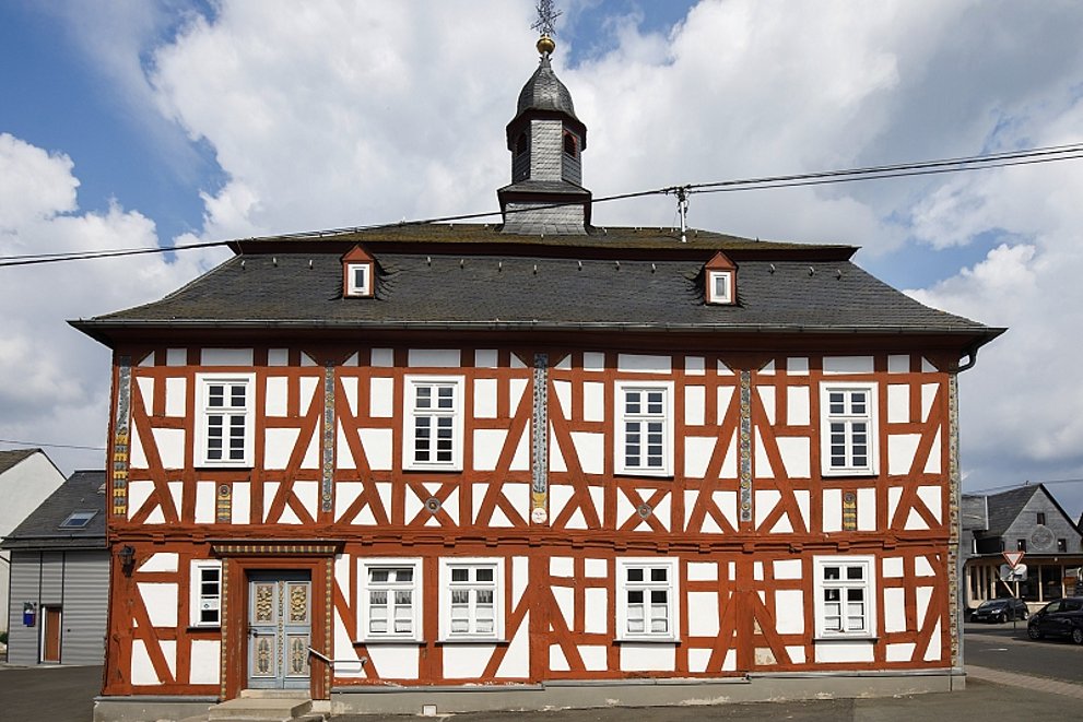 Evangelischer Betsaal Rehe, Fachwerkgebäude mit Glockenturm