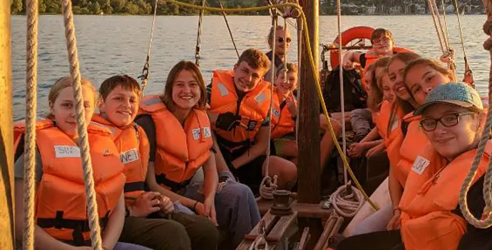 Gute Stimmung bei der Segelfreizeit