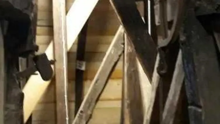 Die Texte und Fotos beruhen auf der "Besonderen Lernleistung - Geschichtsrezeption im digitalen Zeitalter: histocaching" als neue Form der Vergangenheitsbegegnung am Beispiel der Braubacher Barbarakirche." von Tobias Metz.