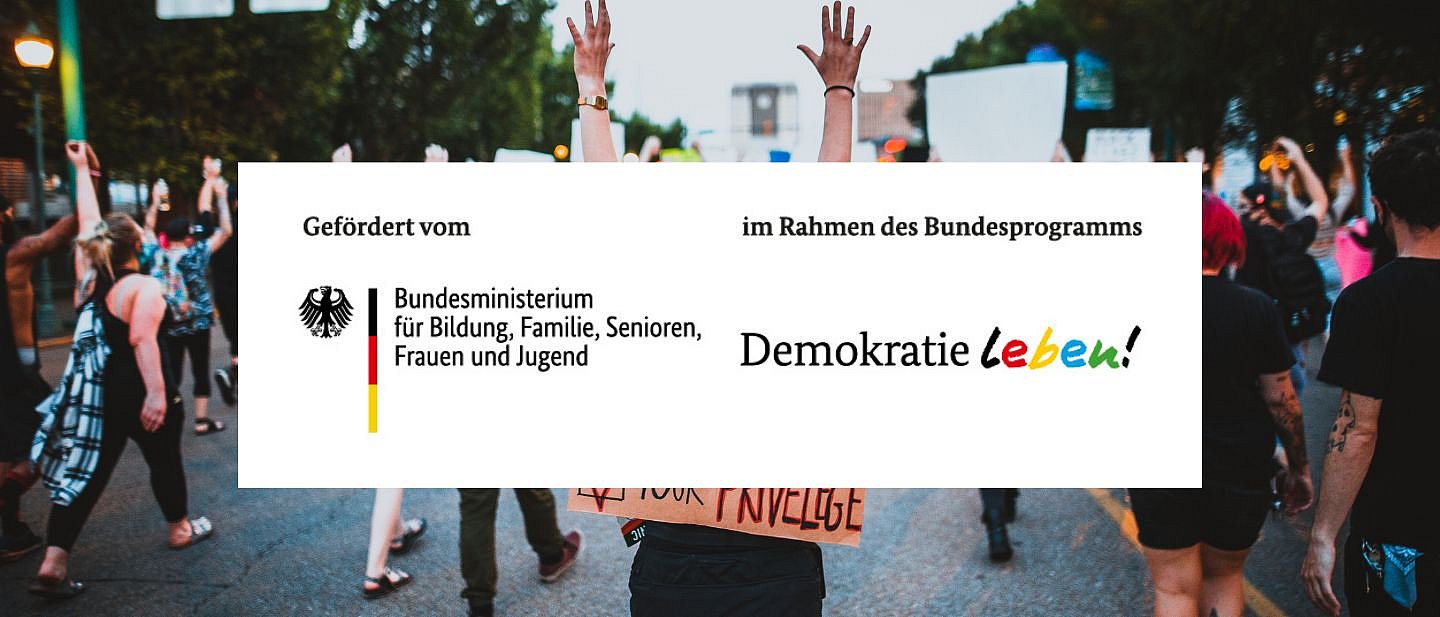 Förderleiste mit Hintergrund