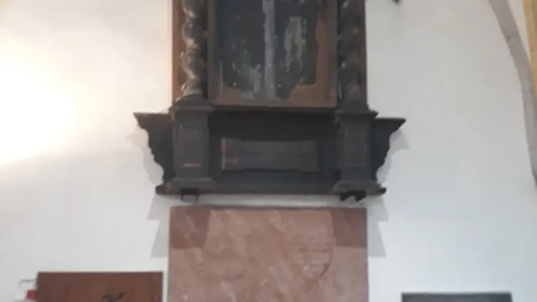 Die Texte und Fotos beruhen auf der "Besonderen Lernleistung - Geschichtsrezeption im digitalen Zeitalter: histocaching" als neue Form der Vergangenheitsbegegnung am Beispiel der Braubacher Barbarakirche." von Tobias Metz.