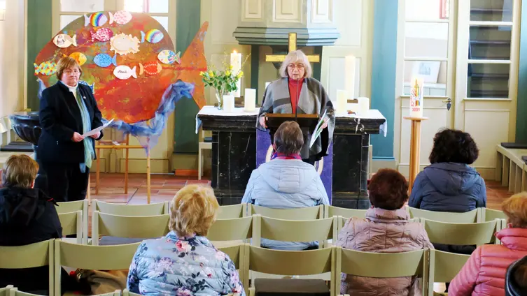 Gottesdienst zum Weltgebetstag - Heidemarie Ludolf und Else Trumpold