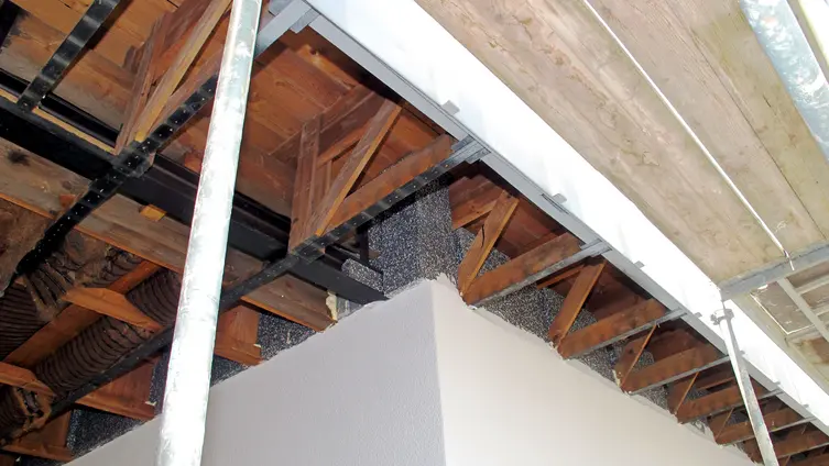 Deckenüberstand im Außenbereich