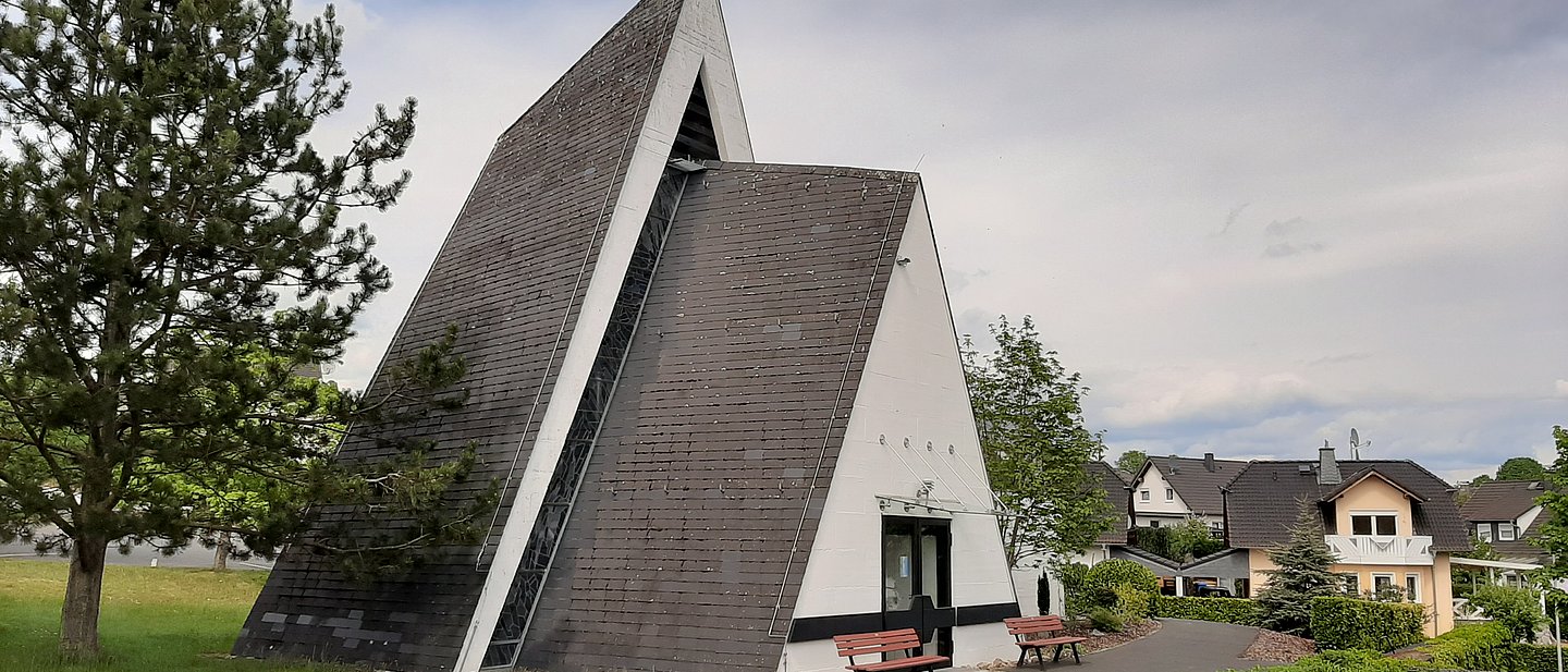 Auferstehungskirche Waldhausen Außenansicht