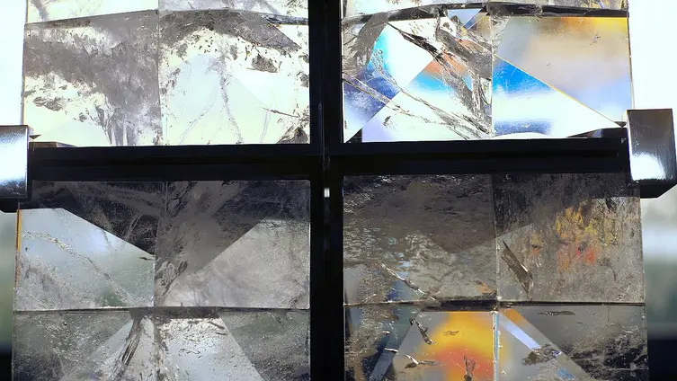 Das Altarkreuz aus Bergkristall