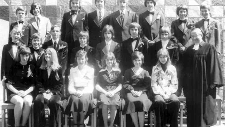 1975