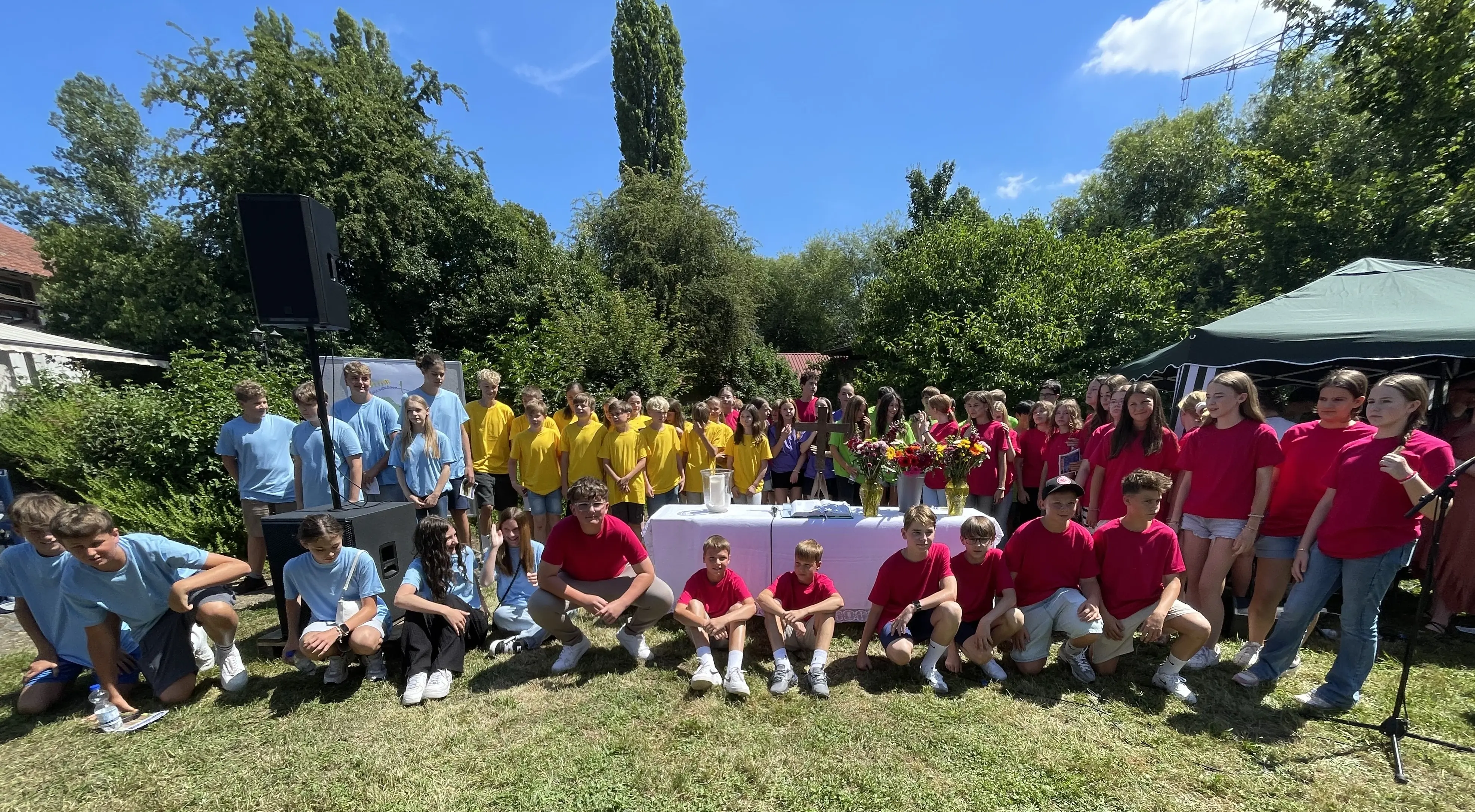 Die neuen Konfis beim Vorstellungsgottesdienst