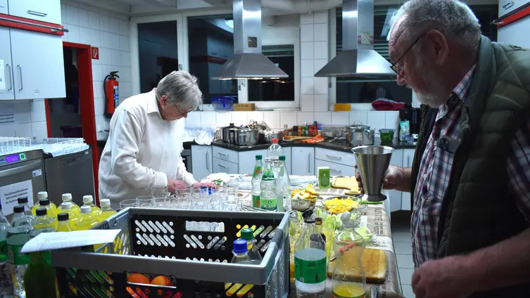 Alle Hände voll zu tun für das Küchenteam