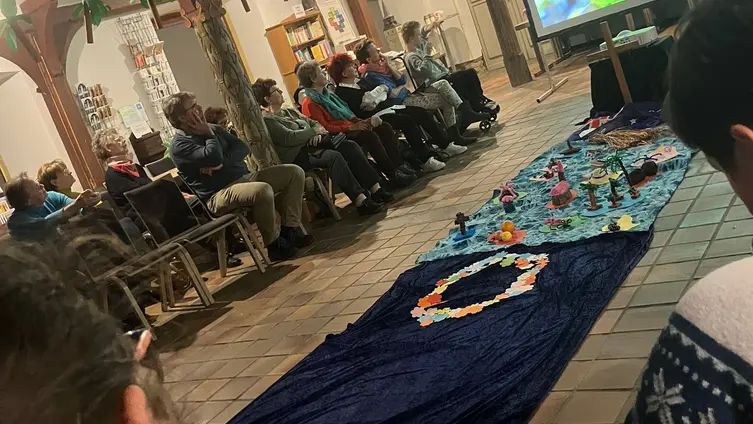 Das Foto zeigt die Veranstaltung Weltgebetstag der Kinder und Jugend am 07.03.2025 in der Barbarakirche.