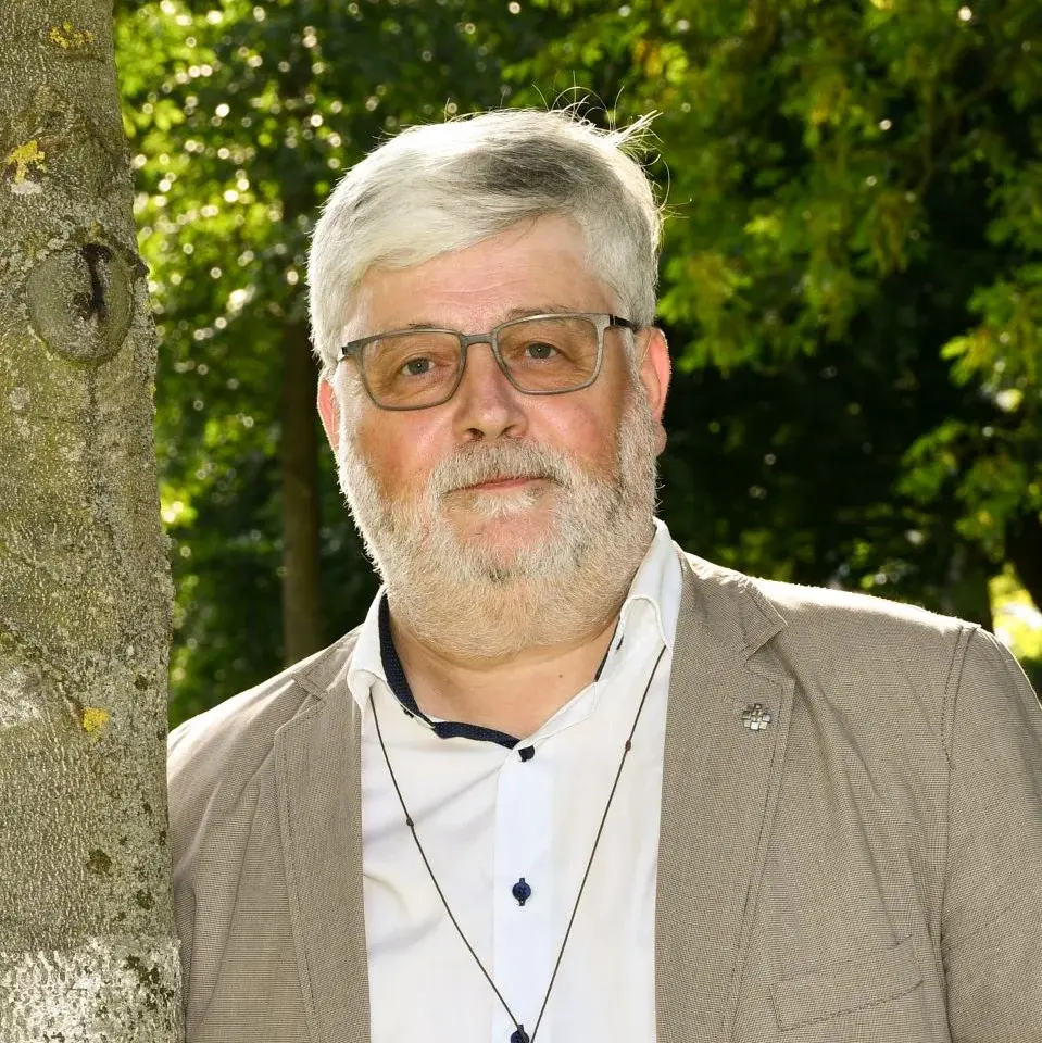 Pfarrer Jürgen Schweitzer Pfarrer Jürgen Schweitzer