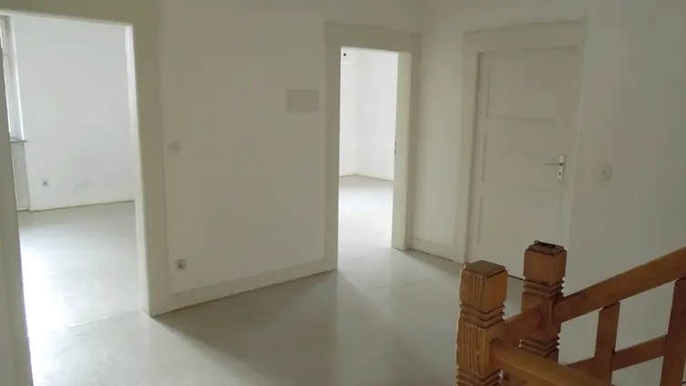 Flur im 1. Stock vor der Renovierung