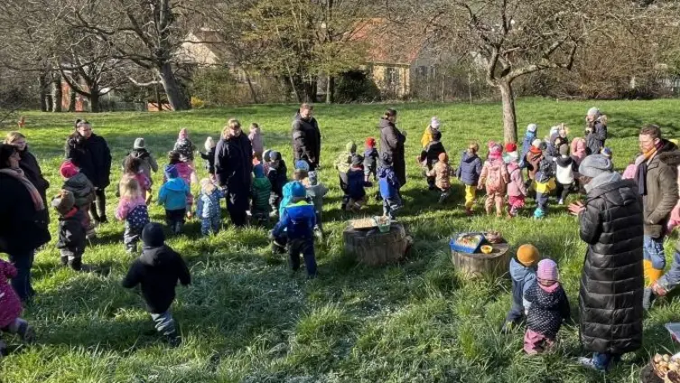 KiTa-Kinder auf einem Ausflug