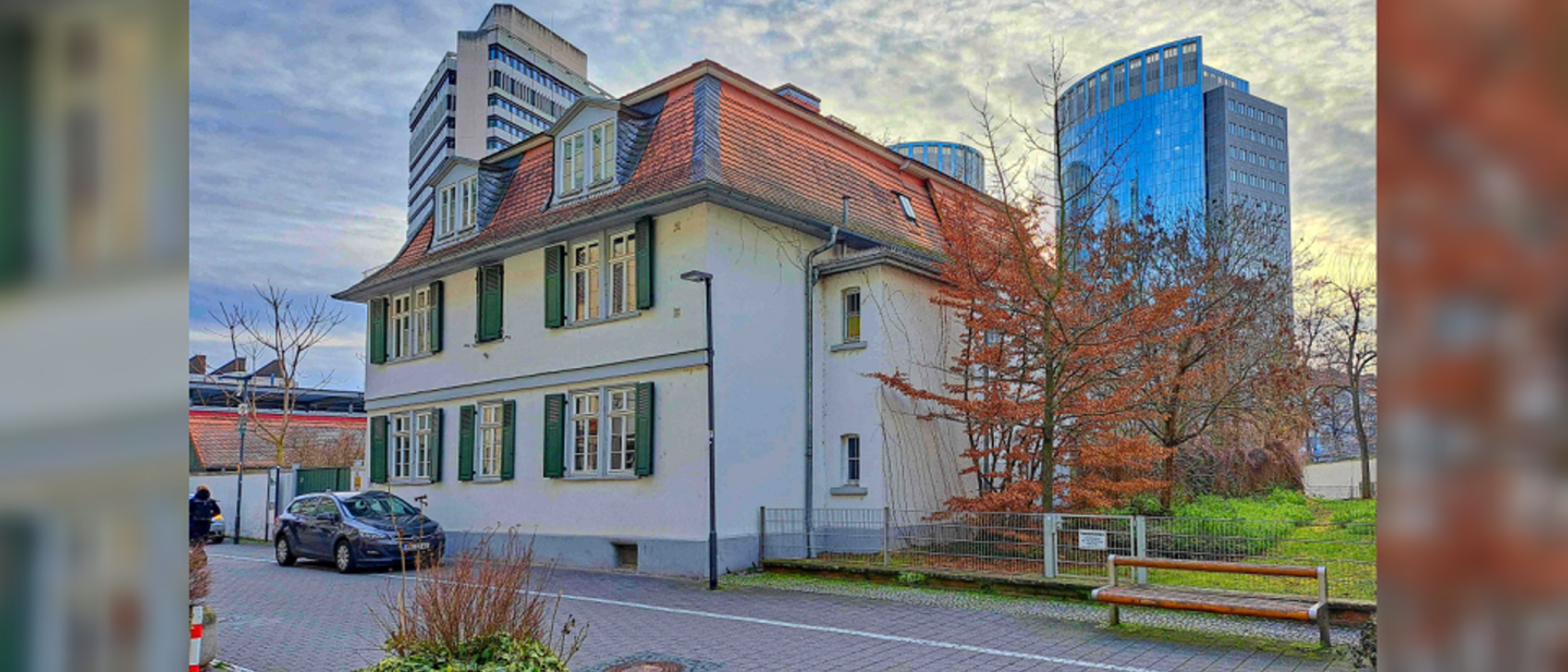 Pfarrhaus der Gemeinde - Ansicht 2