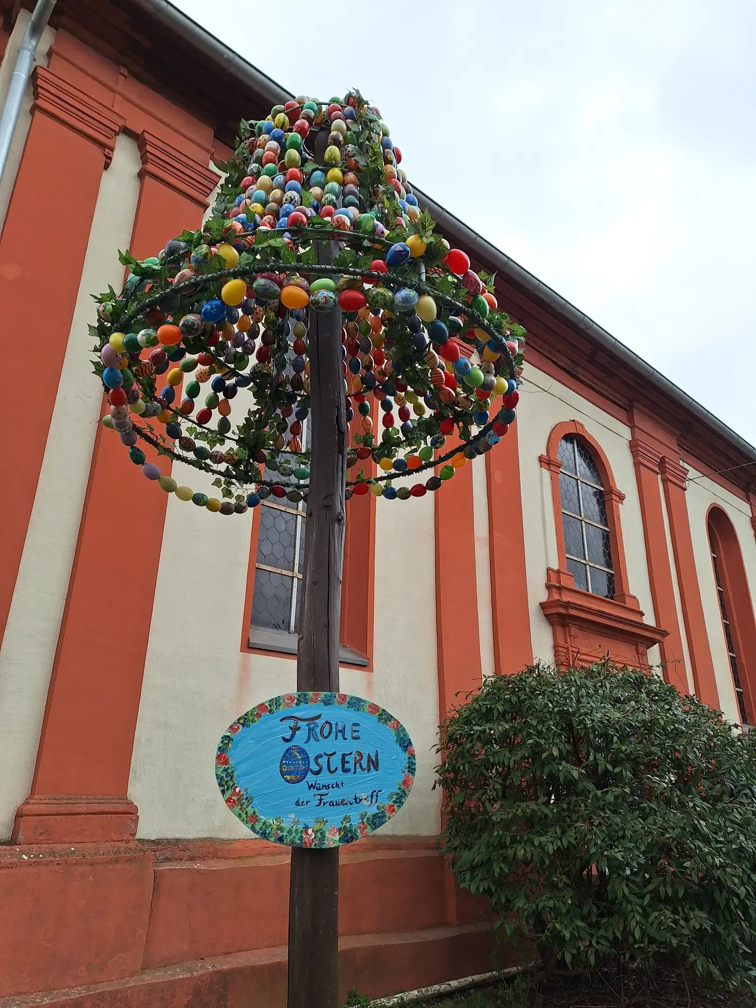 Die neue Osterglocke des Frauentreffs