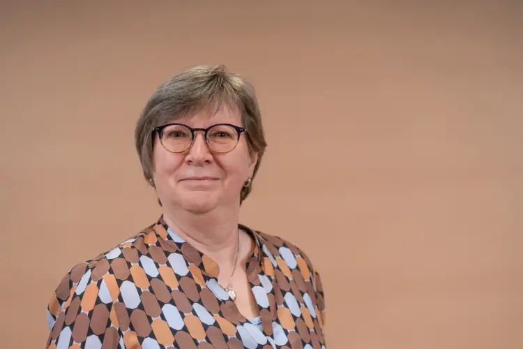 Sekretärin Bettina Schlegel
