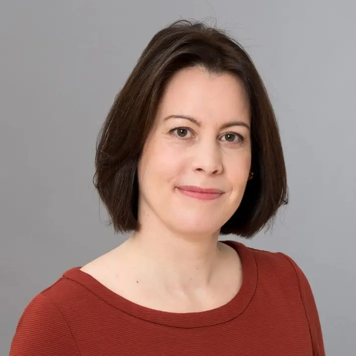 Portraitfoto von Dr. Lisa Niemeyer