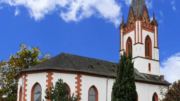 Kirche in Wolfskehlen